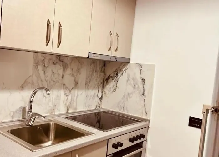 Comfy In Center アパート *